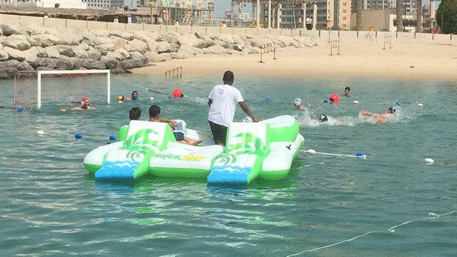 فريق الشهيد سليمان الصيخان حقق اللقب  هيئة الرياضة نظمت البطولة الاولى لكرة الماء الشاطئية